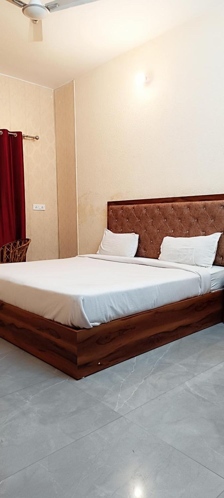 Hotel Shiv Ganga Rishīkesh Buitenkant foto