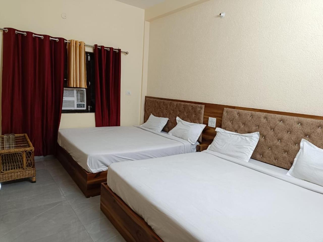 Hotel Shiv Ganga Rishīkesh Buitenkant foto