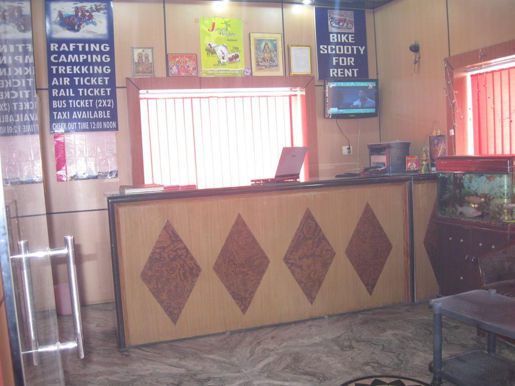 Hotel Shiv Ganga Rishīkesh Buitenkant foto