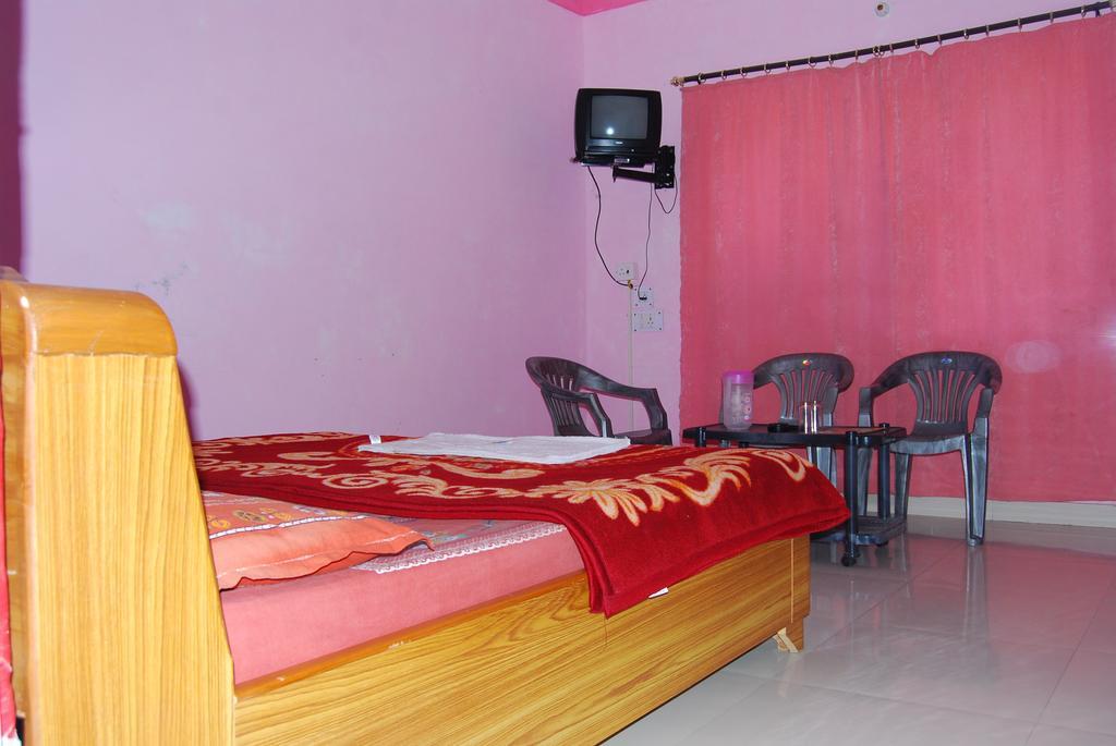 Hotel Shiv Ganga Rishīkesh Buitenkant foto