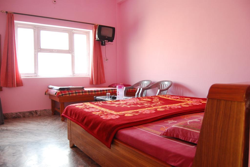 Hotel Shiv Ganga Rishīkesh Buitenkant foto