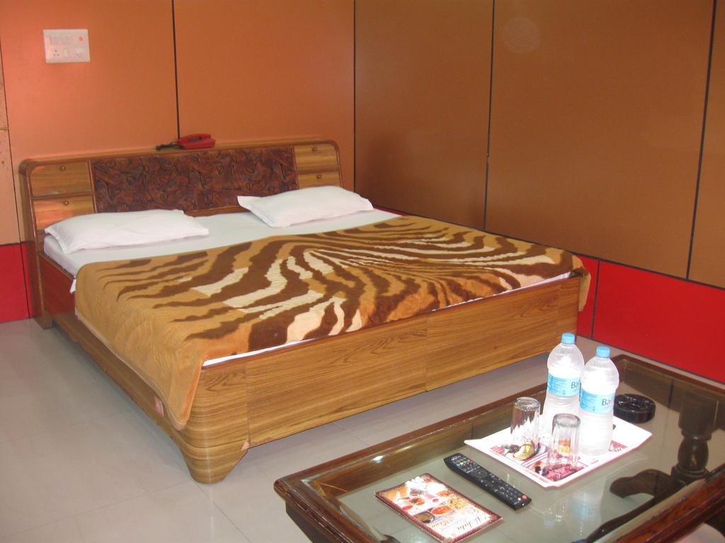 Hotel Shiv Ganga Rishīkesh Kamer foto